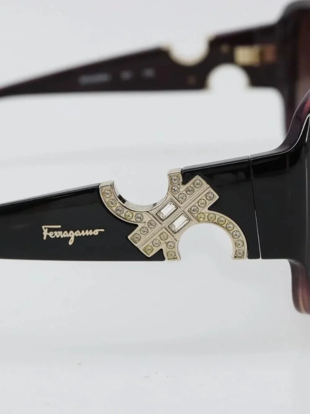 Salvatore Ferragamo Gancini Sunglasses plastic Purple Auth 180951M